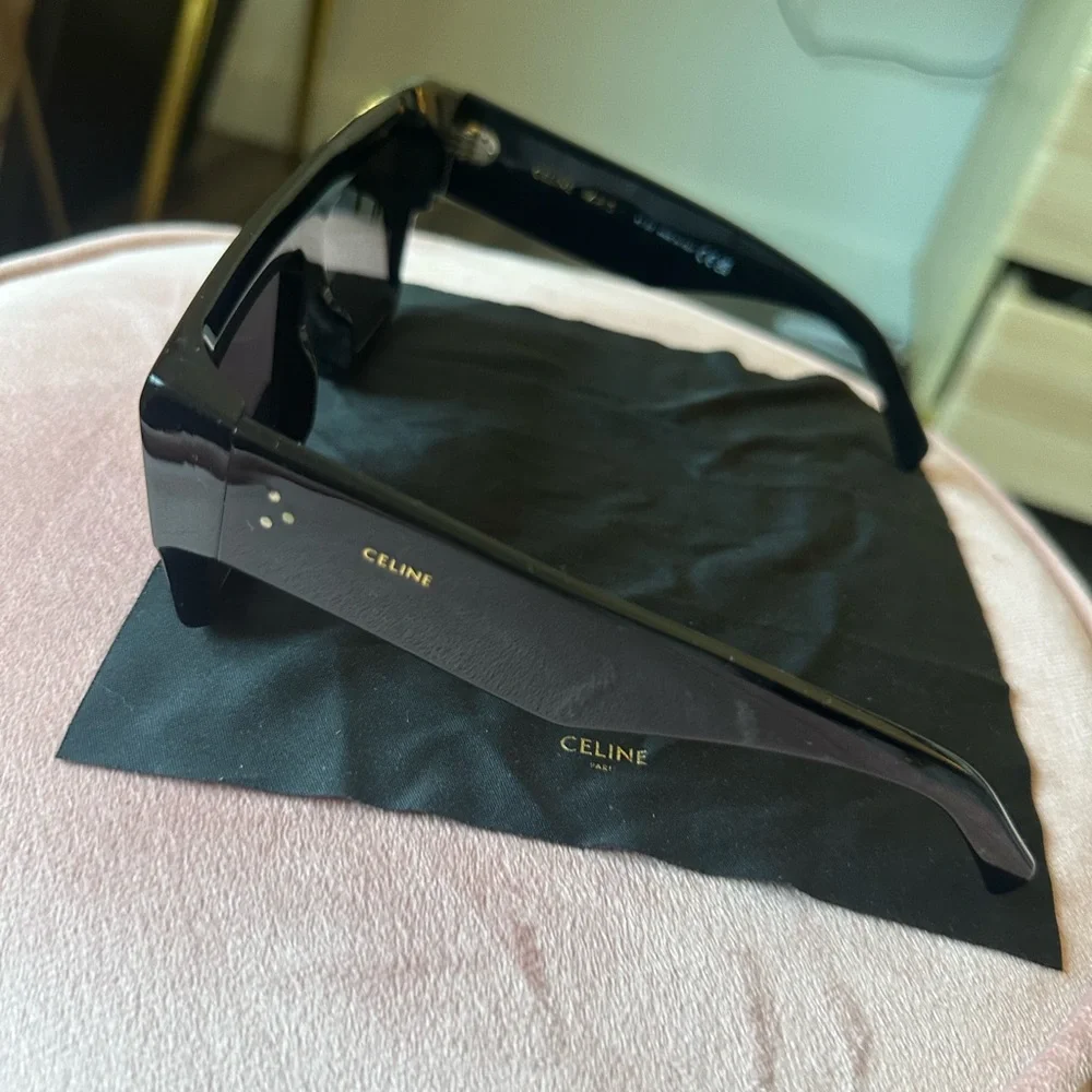 SOLD Celine Oversized Black Sunglasses - Picture 2 of 7